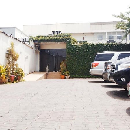 Cata Apartment Hotel And Spa Ikeja Exterior photo